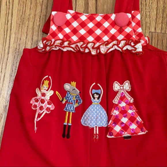 A beautiful christmas jumper. The size is 9 months but I found it to run large. - Picture 5 of 11